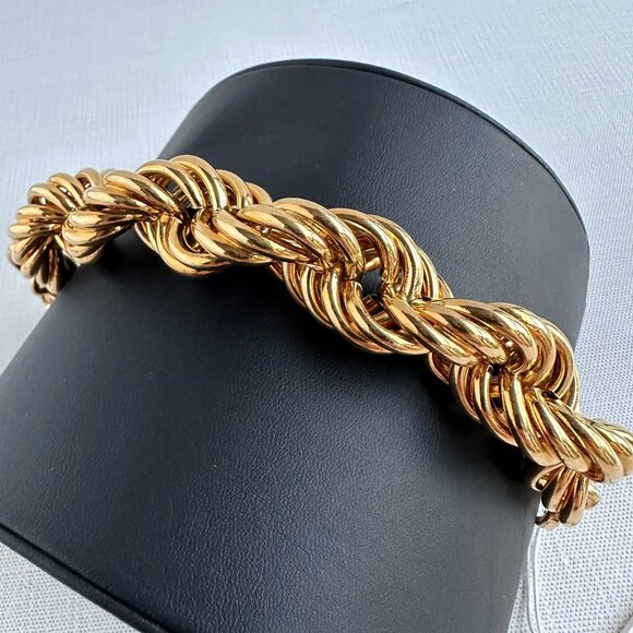 Bijoux Givenchy Gold Tone Rope Twist Bracelet 8" - Picture 9 of 13